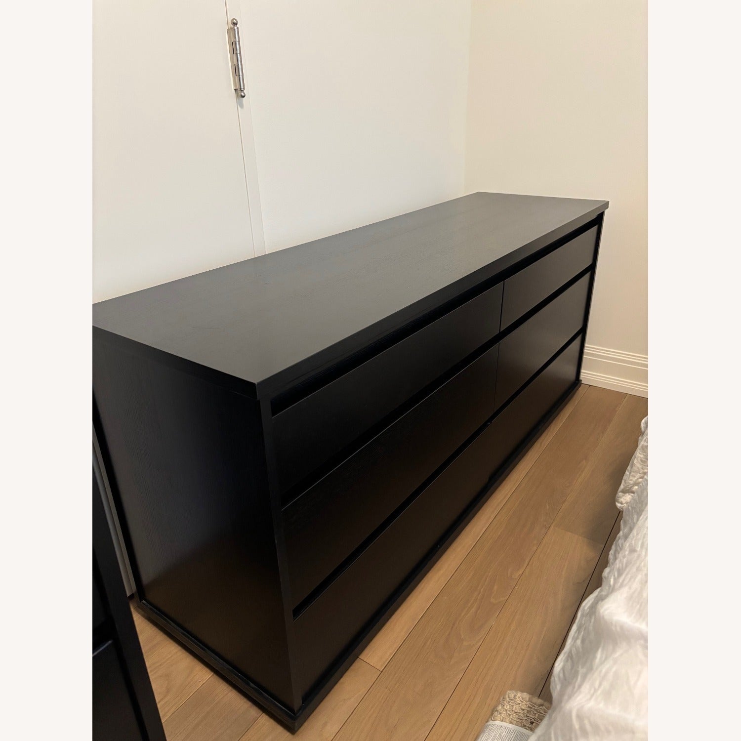 IKEA MALM 6-Drawer Dresser, Black