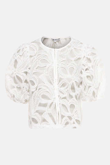 Witte blouse met korte mouwen van OBJECT, met bloemenkant en knoopsluiting aan de voorzijde.