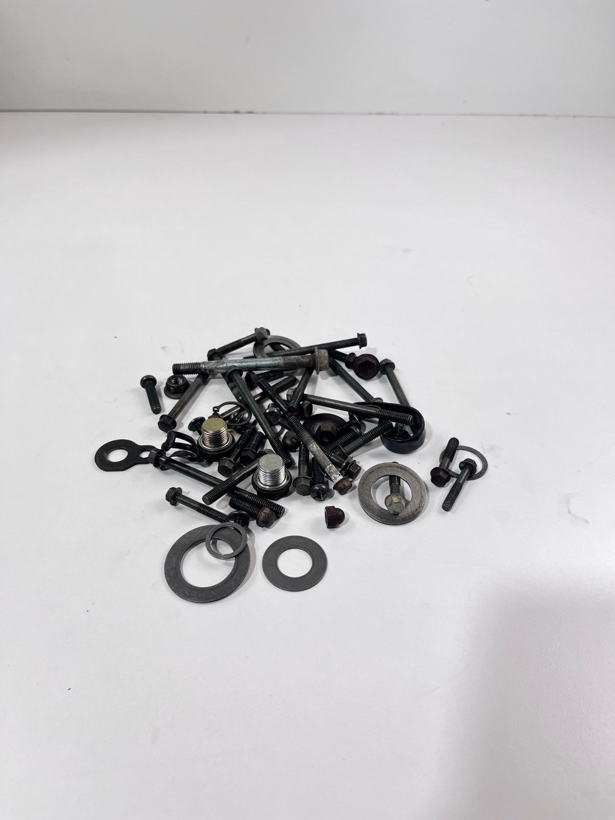 2005 SUZUKI DRZ125 OEM MISC ENGINE CASE HARDWARE BOLTS NUTS #239