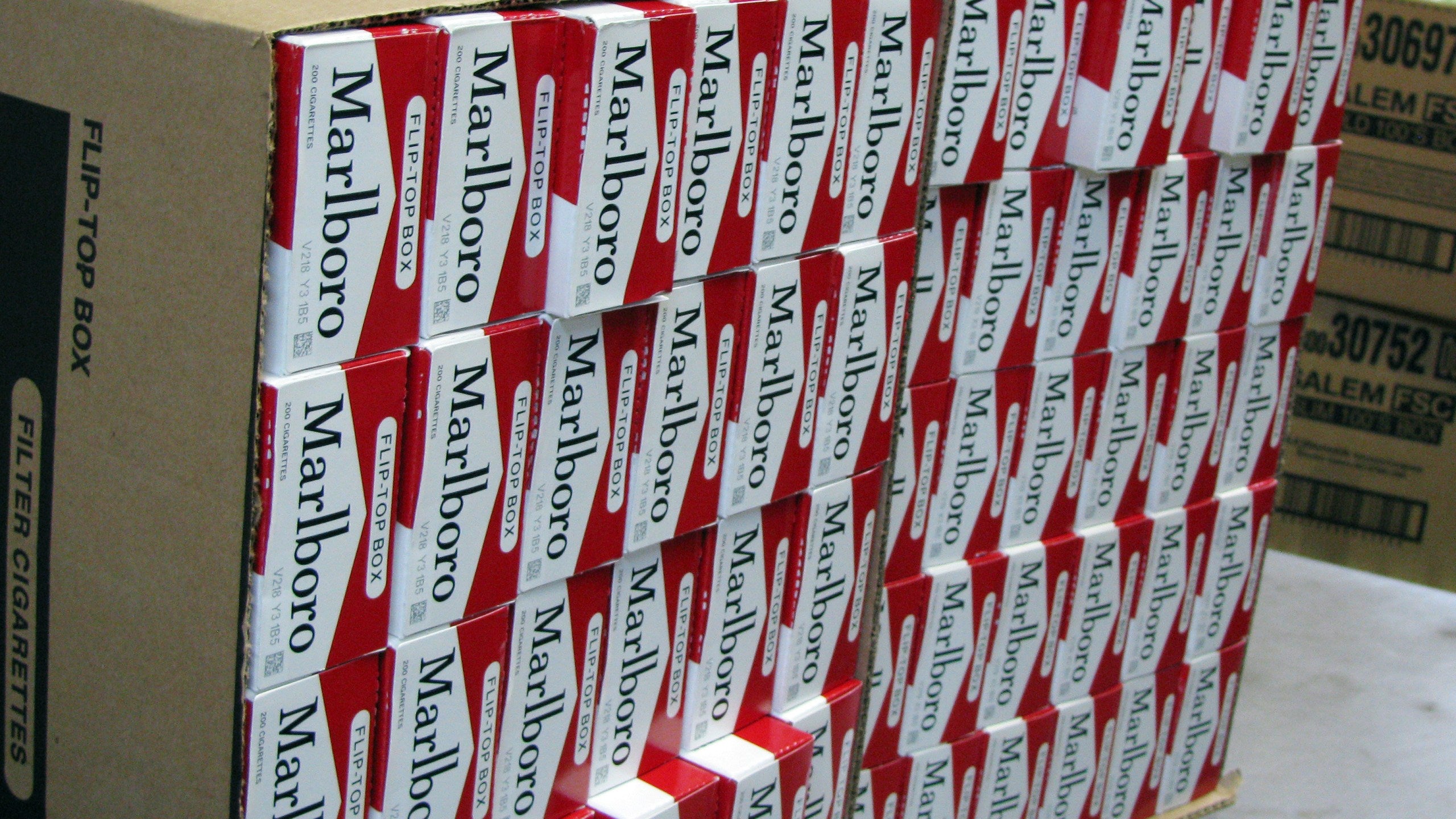 Minneapolis smokers to pay some of the highest cigarette prices in US with a $15 per-pack minimum –