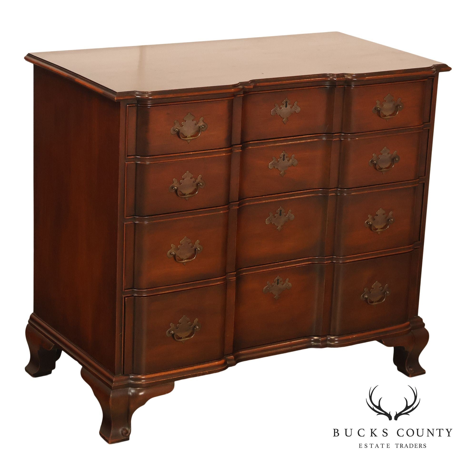Kindel Chippendale Style Vintage Mahogany Block Front Chest Of Drawers