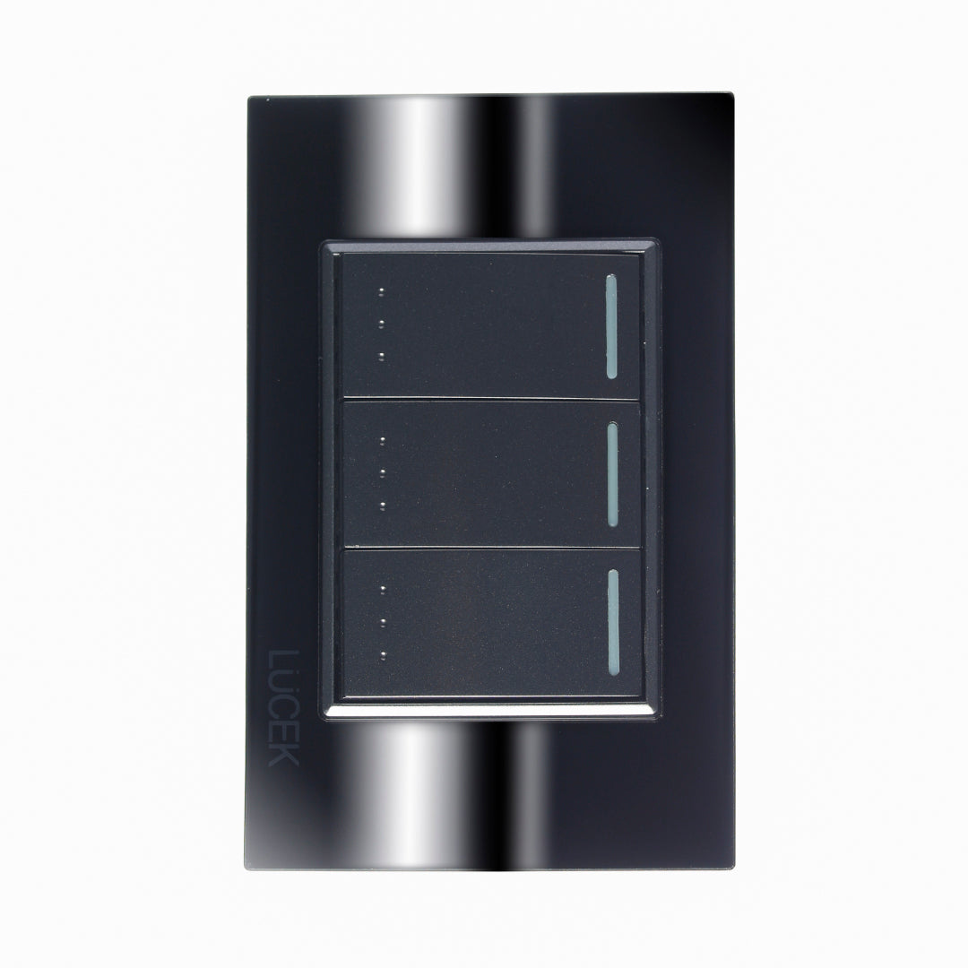 BP10-CEN PLACA  CON 3 INTERRUPTORES DE ESCALERA DE 1 MÓDULO CRISTAL ESPEJO NEGRO.