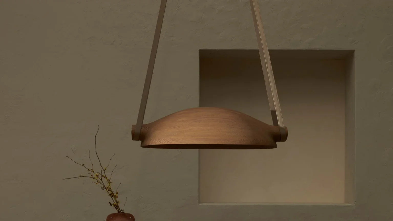 Delcourt Collection - UGO Leuchte - sarto Tailored Interiors Group