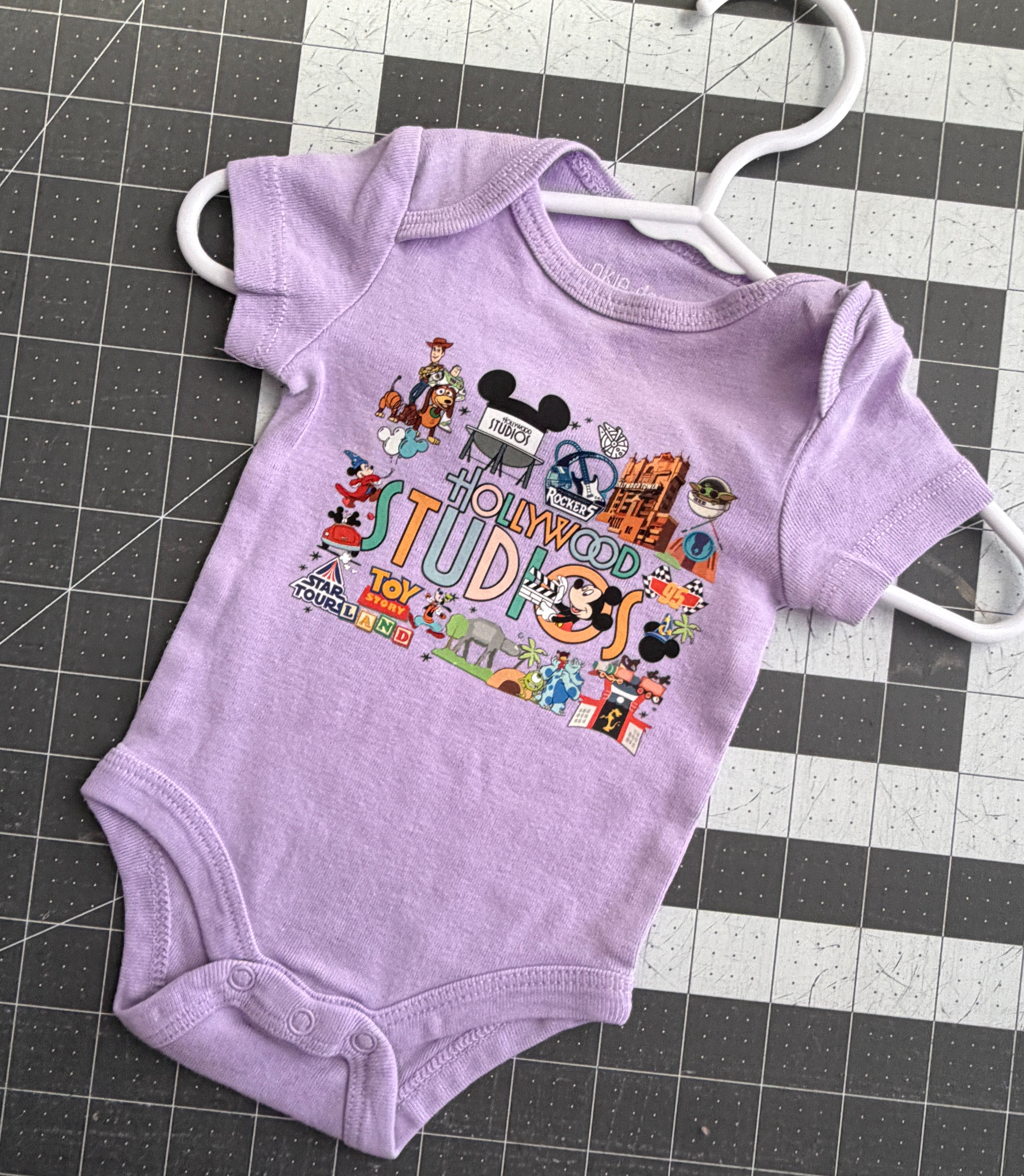 Onsie w/mystery bottoms NB