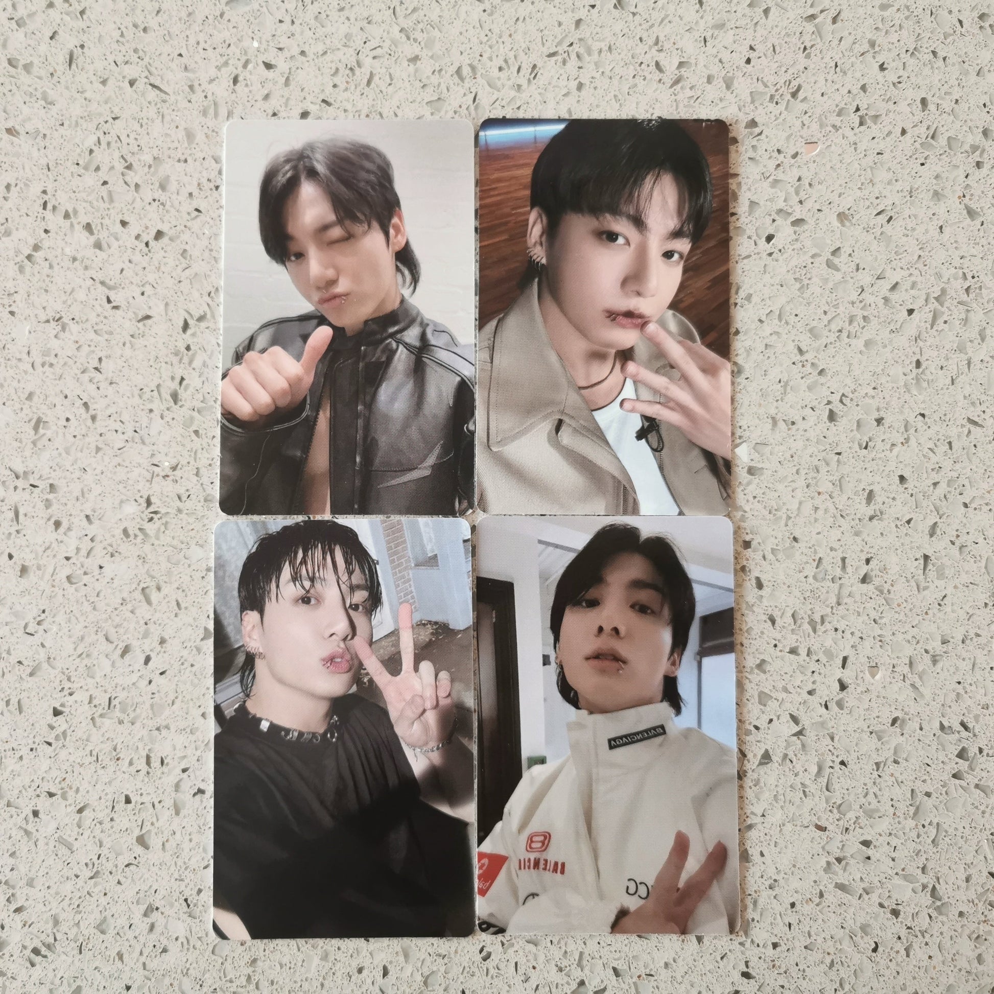 JUNGKOOK - M2U GOLDEN LUCKY DRAW PHOTOCARDS