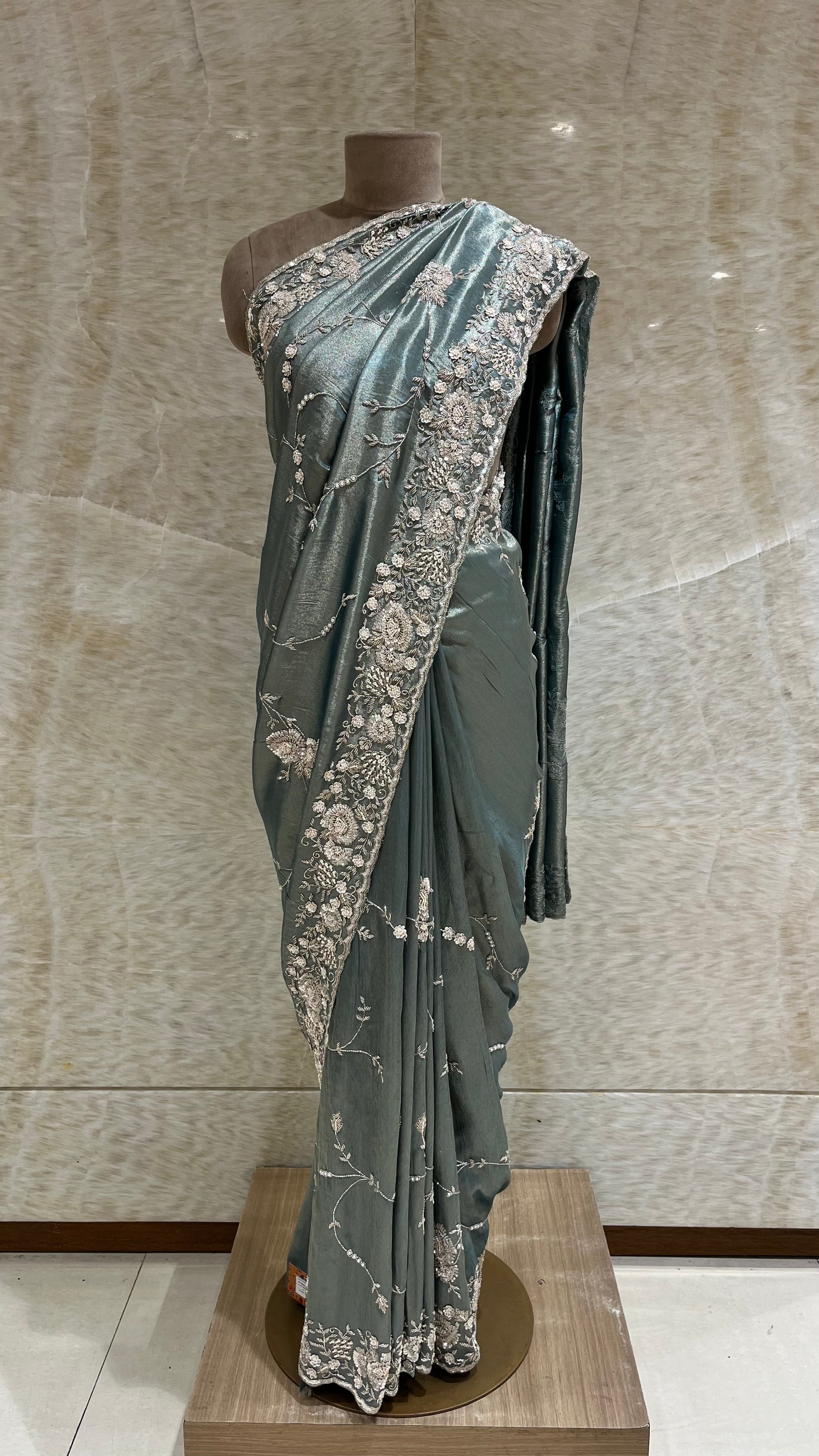MODERN DESIGNER PARTY SAREE