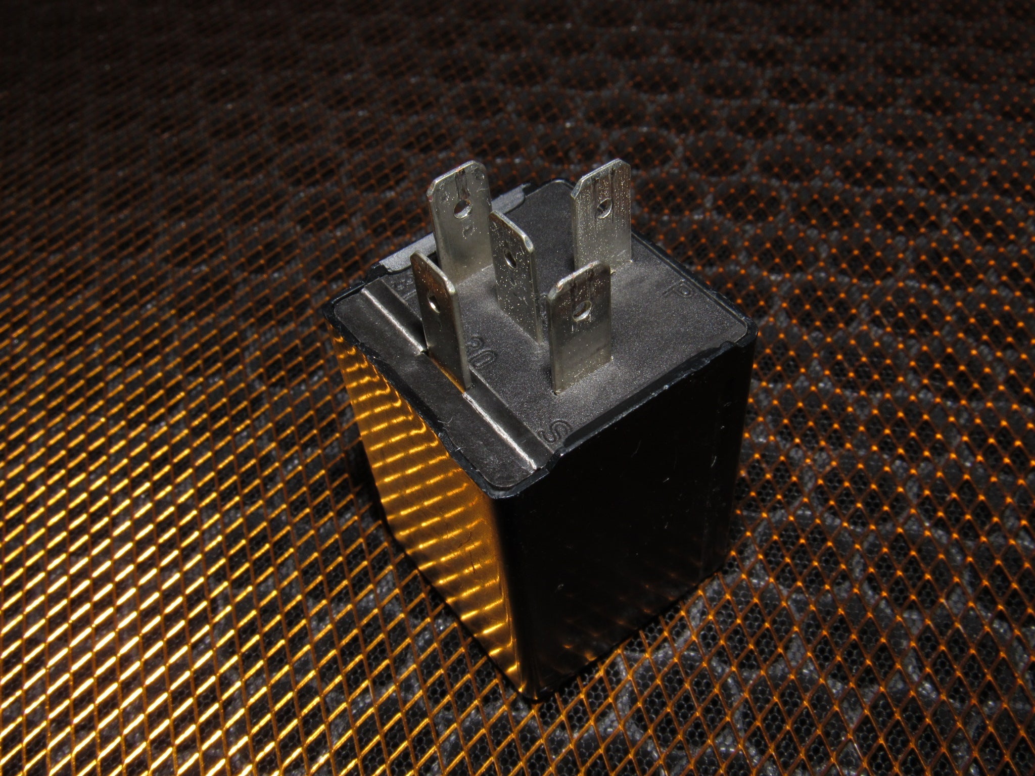 78-95 Porsche 928 OEM Relay 928 618 111 00