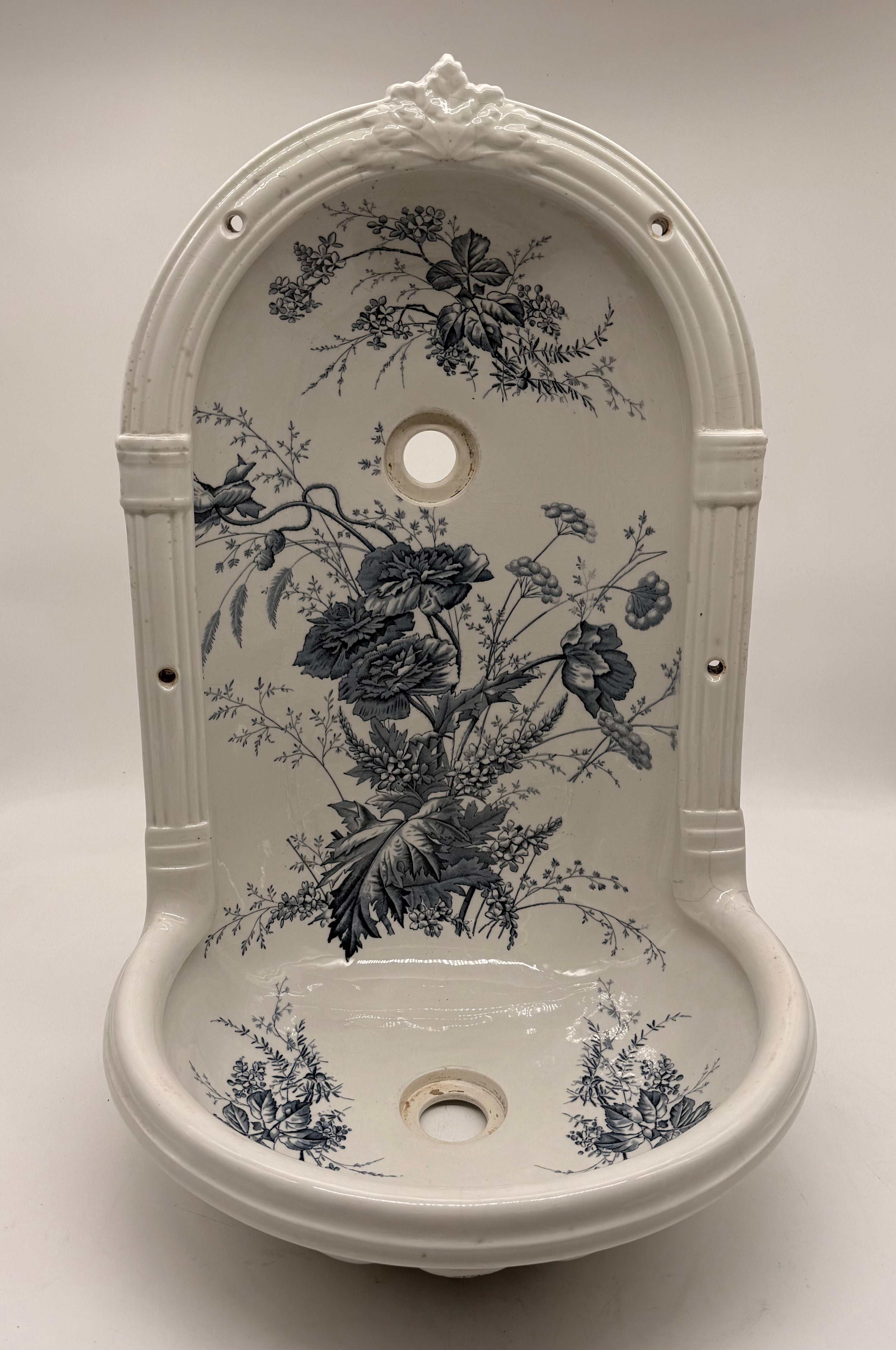 Fontaine Lavabo with Blue Transfers of Poppies by Johnson Bros. C.1870