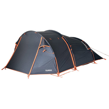 JANGALA 4-Personen Tunnelzelt von Tambu Outdoor in Blau mit orangenen Abspannleinen und zwei Eingängen