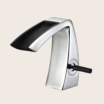 Treemme Arche miscelatore lavabo bidet a cascata e leva Cromo Lucido in ottone, vista frontale della maniglia e della...