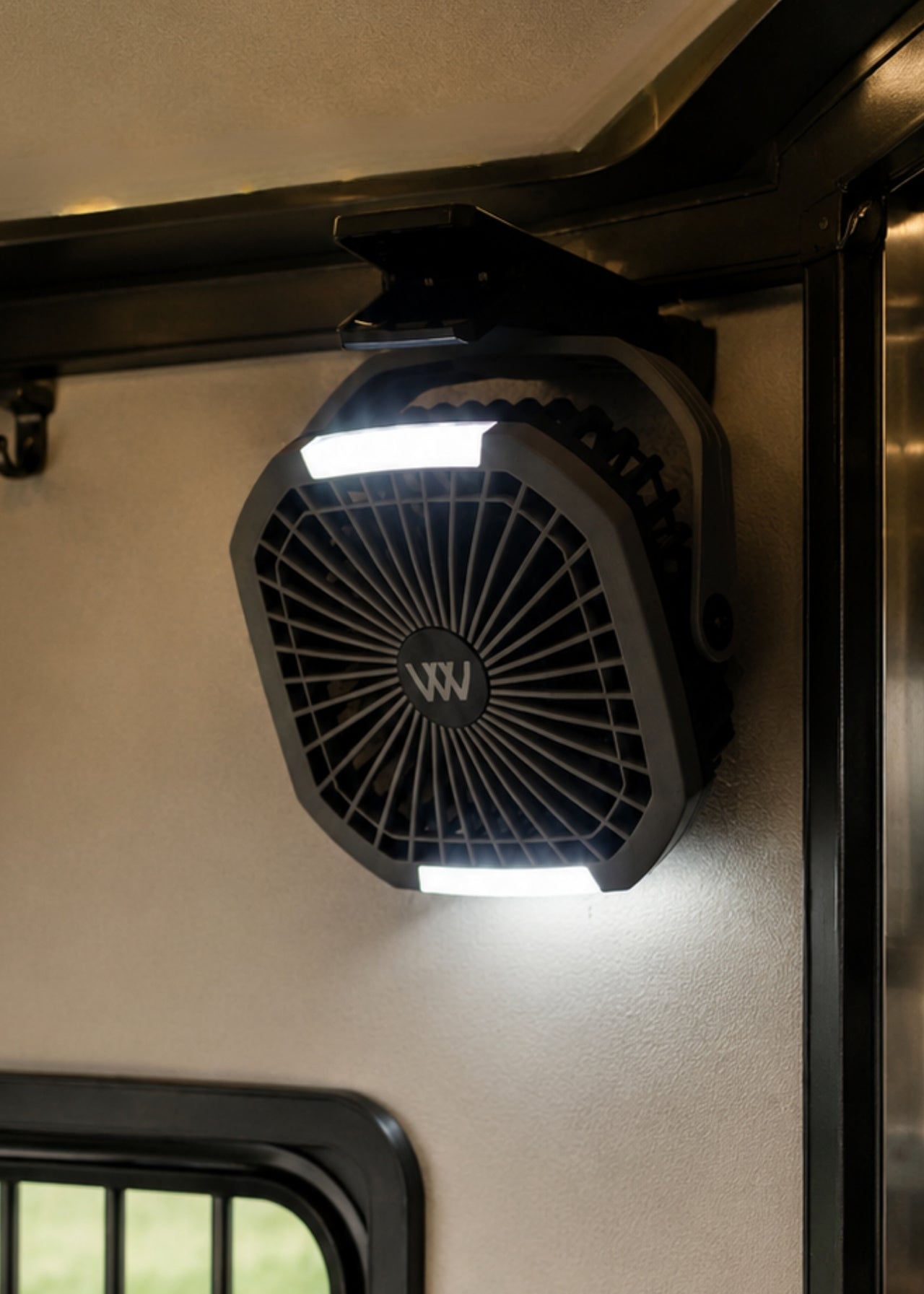 WoofWear Multi-Mount Fan
