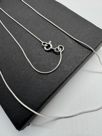 9ct White Solid Gold 0.9mm Snake Chain Necklace (WSNM)