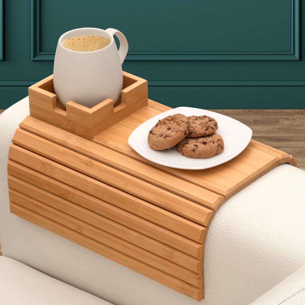 BambooEase™ – Bamboe Armleuning Dienblad voor Bank & Fauteuil