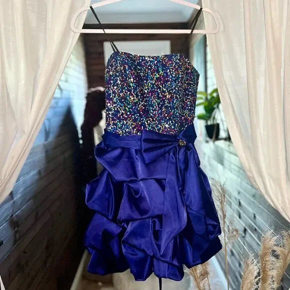 Violet prom dress. Brand: narianna.  Size: small