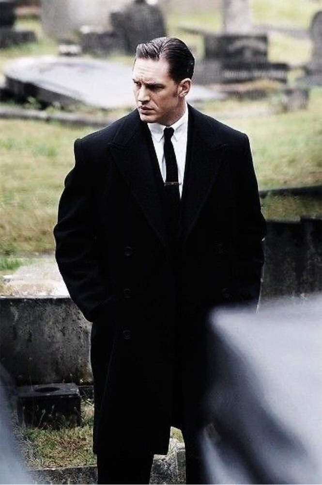 What to Wear to A Funeral For Man?